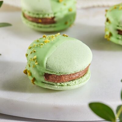 Макаронс дубайский шоколад в Ribambelle по цене 250 ₽