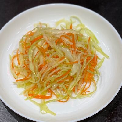 Вьетнамский салат в Вьетнамка по цене 173 ₽