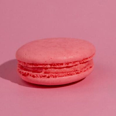 Макарон клубника в Пекарня Буханка по цене 125 ₽