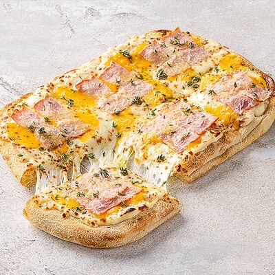 Римская пицца Карбонара в Шоколадница по цене 510 ₽