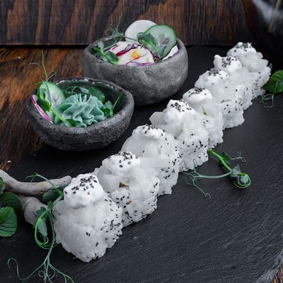 Гребешок и креветка под соусом чиа в Ohasi по цене 780 ₽