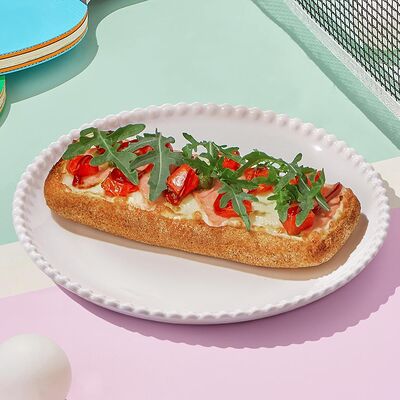 Брускетта с ветчиной и песто в Dostaевский по цене 401 ₽