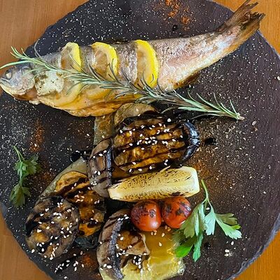 Форель, запеченная в фольге в Берлога по цене 1110 ₽