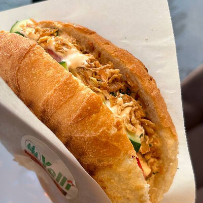 Донер с курицей в Yelli food по цене 330 ₽