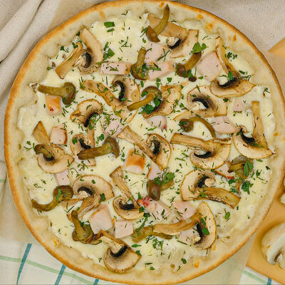 Пабло в Food74 Court Суши Пицца по цене 940 ₽