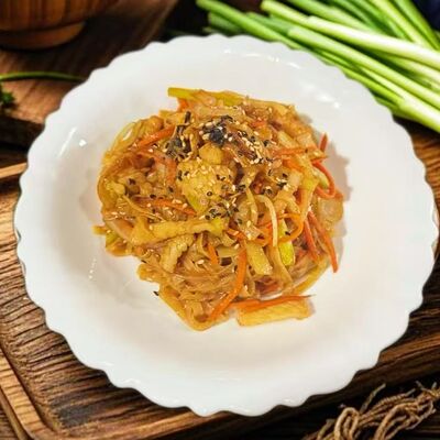 С5 Жареная рисовая лапша с морепродуктами в Ван шифу по цене 628 ₽