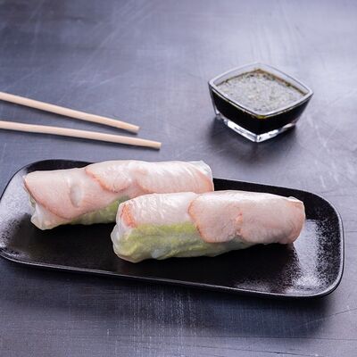 Спринг-ролл с цыпленком в SushiDays по цене 279 ₽