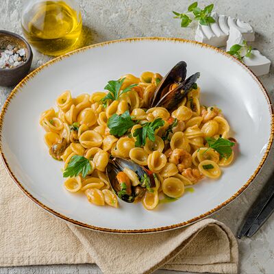 Орекьетте с морепродуктами в PizzAmore по цене 1100 ₽