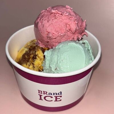 3 шарика в стаканчике в BRandICE по цене 510 ₽