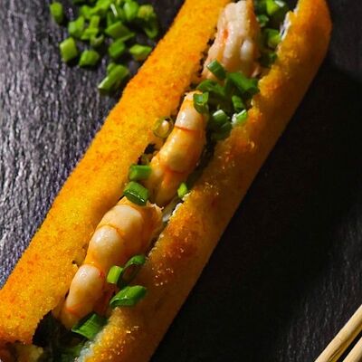 Ролл-дог с креветками и лососем в Не Те Роллы по цене 699 ₽