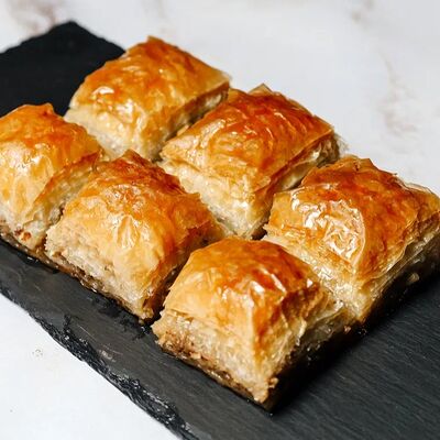 Баклава классическая в ANATOLIAN BAKLAVA по цене 159 ₽