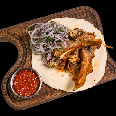 Баранья корейка в Beer & Fire Grill по цене 997 ₽