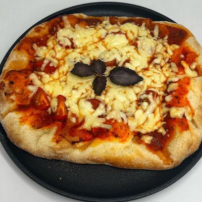 Пицца Маргаритав Миллер по цене 530 ₽
