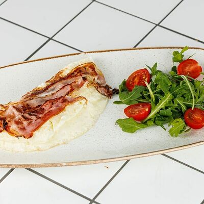 Омлет с беконом 160гр в Choppers по цене 260 ₽