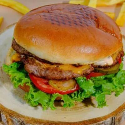 Бургер на углях куриный в Шашлычная наУглях по цене 400 ₽