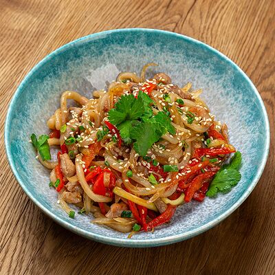 Удон с курицей в Sia bar по цене 668 ₽