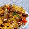 Wok с говядиной и брокколив Маэстро вкуса по цене 535