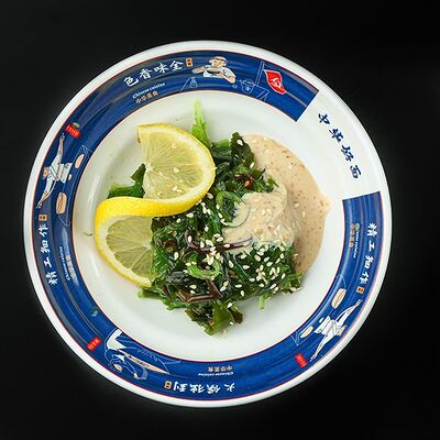 Салат чука в RollWok club Азиатская кухня по цене 349 ₽