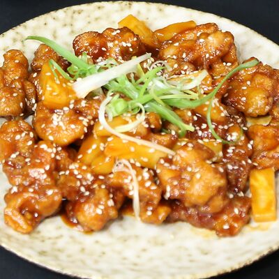 Курица гулажоу с ананасом в CRGO по цене 499 ₽