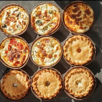 Сытный фуршет в Мама Испекла по цене 2199 ₽