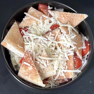 Цезарь с креветкой в ГансРолл по цене 745 ₽