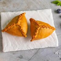 Треугольник с рубленой говядиной в Topfoodcafe