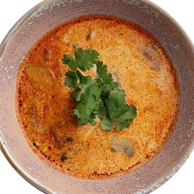 Том ям с лососем в Cheese Knock по цене 800 ₽