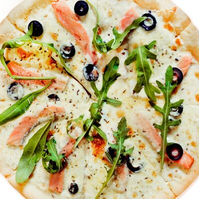 Пицца с лососем Sв Pro Sushi по цене 995 ₽