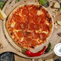 Замороженная пицца Русская пеперони в Petruccio Pizza & Pasta