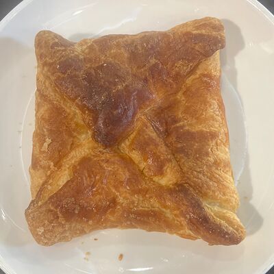 Хачапури с сыромв Чайхана 24 часа по цене 90 ₽