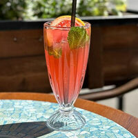 Лимонад Грейпфрут-роза-личи в Mon Baton