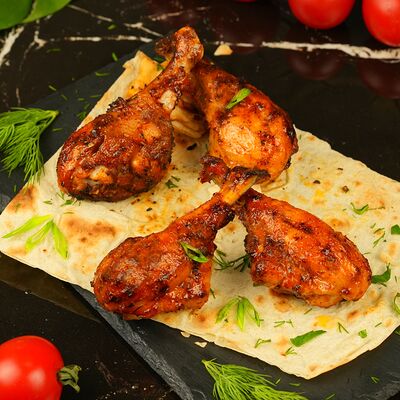 Шашлык из куриной голени в Непосредственно мясо по цене 599 ₽