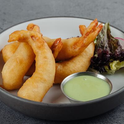 Креветки темпура с соусом сладкий васаби в В угли по цене 770 ₽