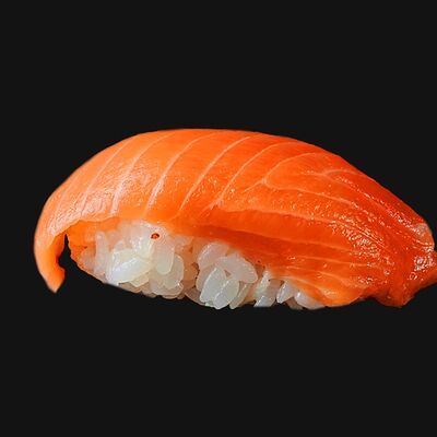 Суши с лососем в Sushi Magic по цене 259 ₽