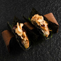 Хенд-ролл с угрём в Self Edge Japanese