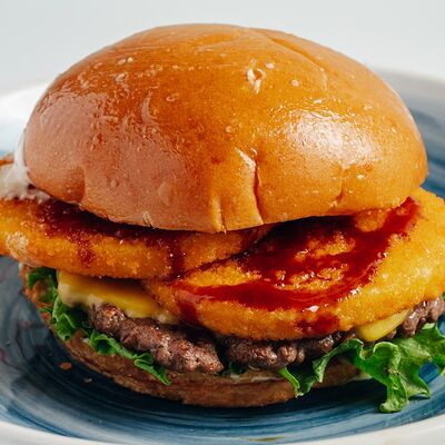 Чизбургер криспи в Everland по цене 890 ₽