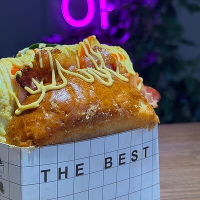 Яичный сэндвич Бекон в Mornis Корейская кухня по цене 740 ₽