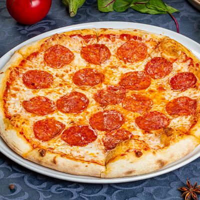 Пицца Пепперонив Космос по цене 450 ₽