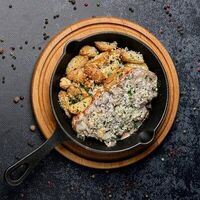 Индейка с грибным соусом в Mesto Sushi & Grill