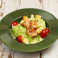 Салат Цезарь с креветками в Wilkins