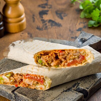 Классическая шаурма в Fasol & Food по цене 339 ₽