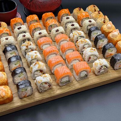 Великолепная семерка в Суши Вкус по цене 3899 ₽