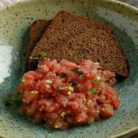 Тартар из тунца в Баклажан в ТЦ 