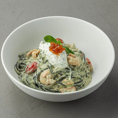 Паста с тигровыми креветками в Диккенс по цене 650 ₽