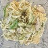 Салат с омлетной лентой и курицей в Слово плову по цене 185