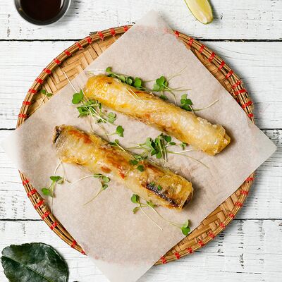 Нэм Тит (жареный Нэм со свининой) в Дядюшка Фо по цене 190 ₽