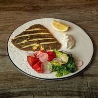 Камбала в панировке с салатом романо и томатами в Bistro by Ruski