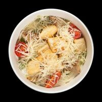 Цезарь с курицей в FABRIKA