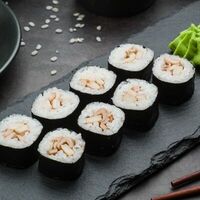 Классический ролл с кальмаром в СЫТЫЙ ДРАКОНЧИК