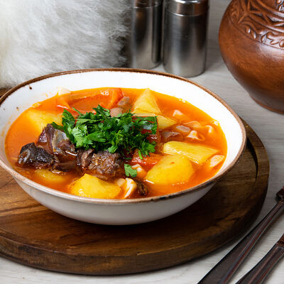 Горский суп с сушеным мясом в Папаха по цене 650 ₽